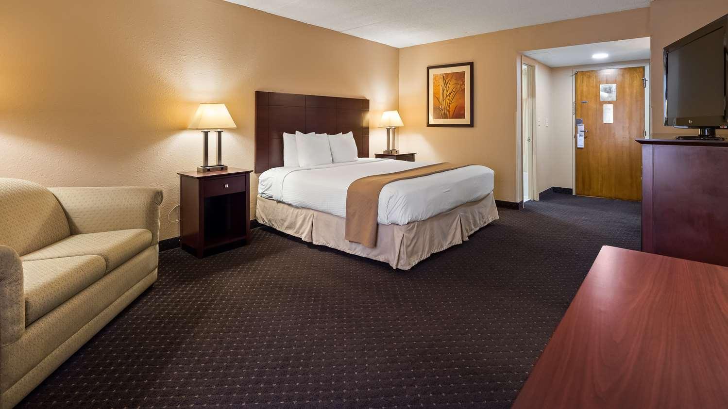 Best Western Plus Executive Hotel Richmond Dumbarton Exterior photo